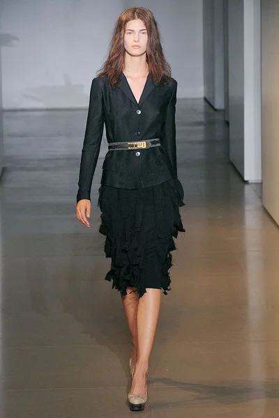 Look 12